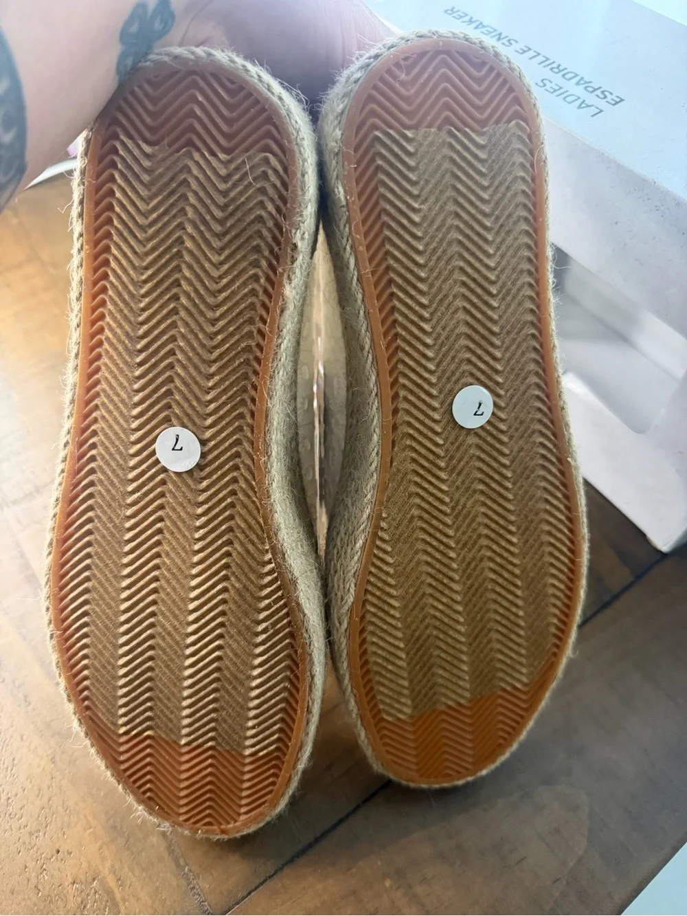 Serra white embroidered espadrille sneakers women’s size 7 new sneakers